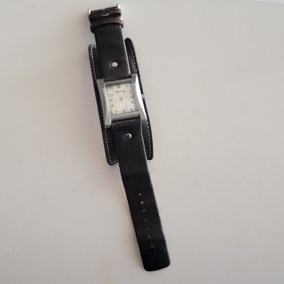 Vintage Watches Billabong Cuff Watch Rectangular Dial Leather Strap 2000s Surf main image 5